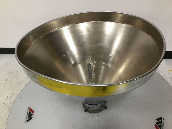 Used METAL FABRICATOR Hopper w/ Shutoff A10700495-00 #91685