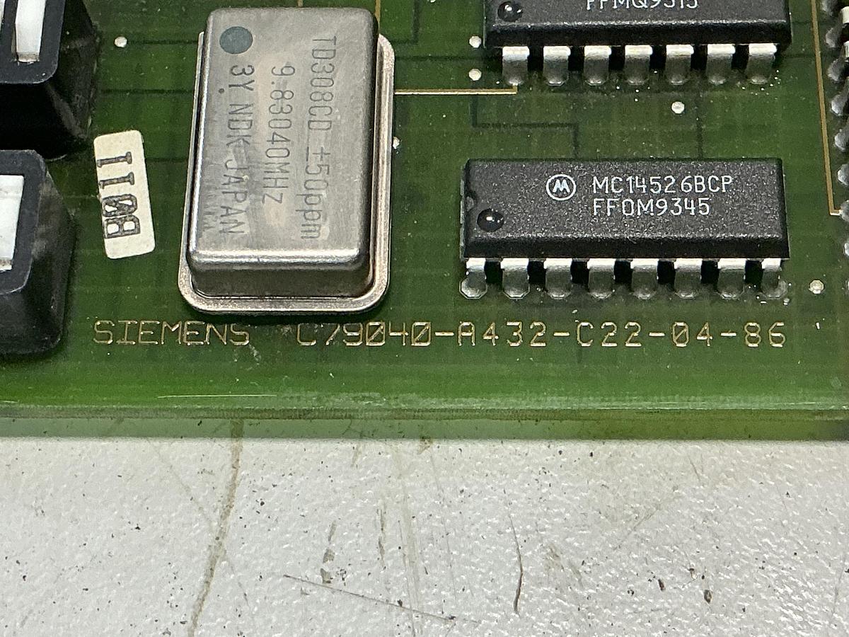 Used SIEMENS C79040-A432-C22-04-86