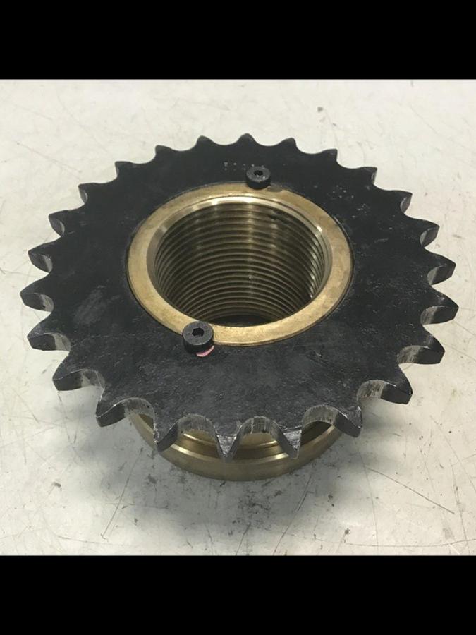 Used CINCINNATI MILACRON Die Height /Adjustable Tie Bar Nut 5035744 Used