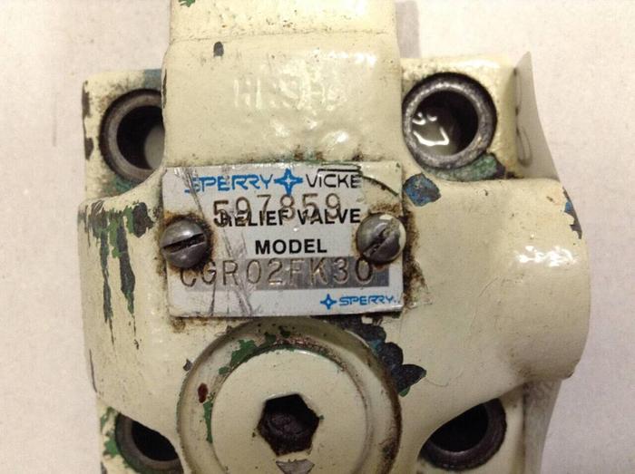 Used SPERRY VICKERS Relief Valve CGR02FK30 #68260