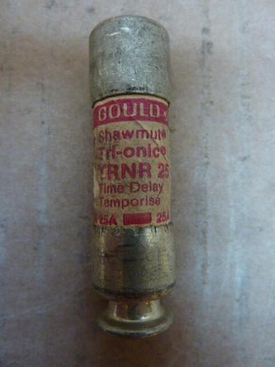 Used GOULD / SHAWMUT 25 Amp Fuse TRNR25 #26706