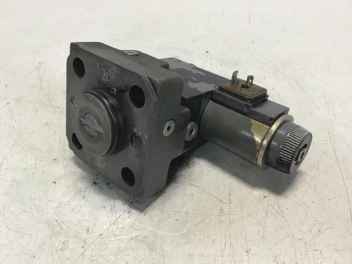 Used VICKERS CVCS-25-D3-S2-10-S32-A99-AP110-Z108 Valve Used #143720