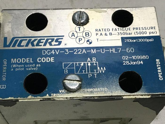 Used VICKERS Directional Hydraulic Valve DG4V322AMUHL760 Used