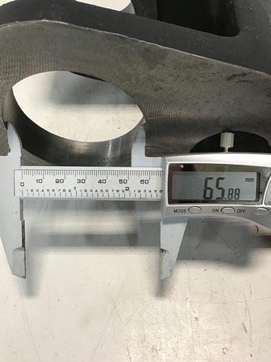 Used HUSKY Tie Bar Lock Link Mount Bracket 244693 #129997