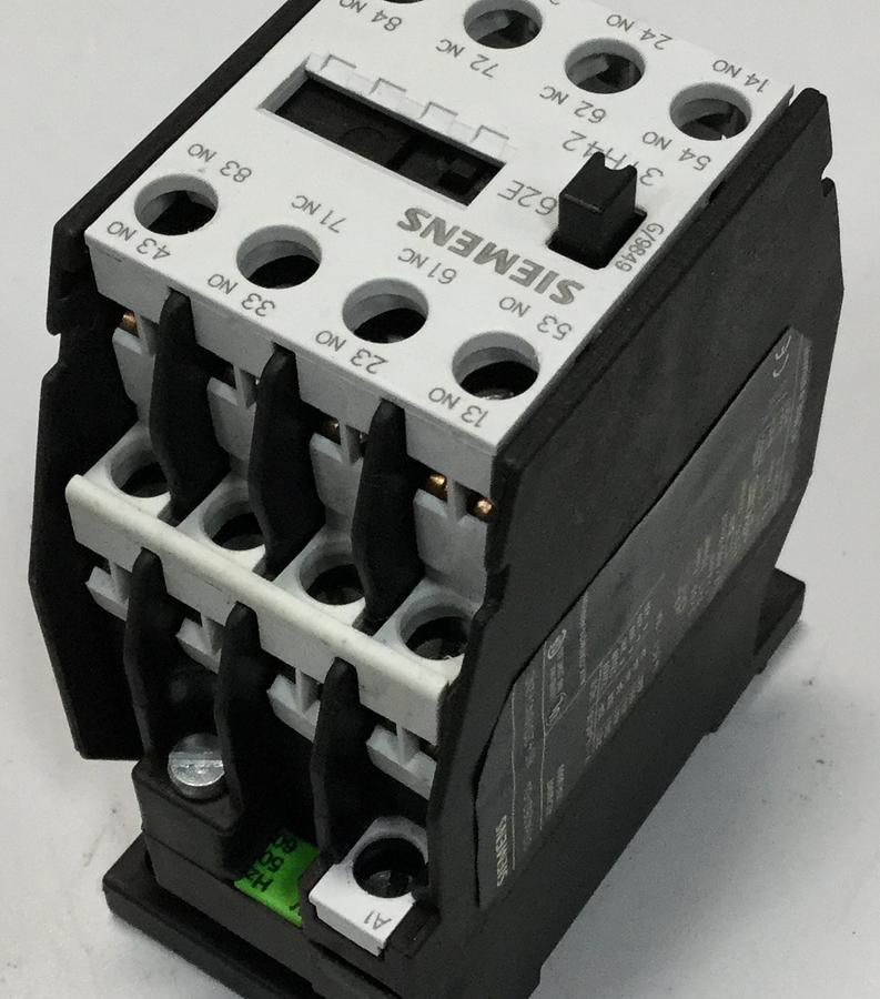 Used SIEMENS Contactor Relay 3TH4262-0A USED