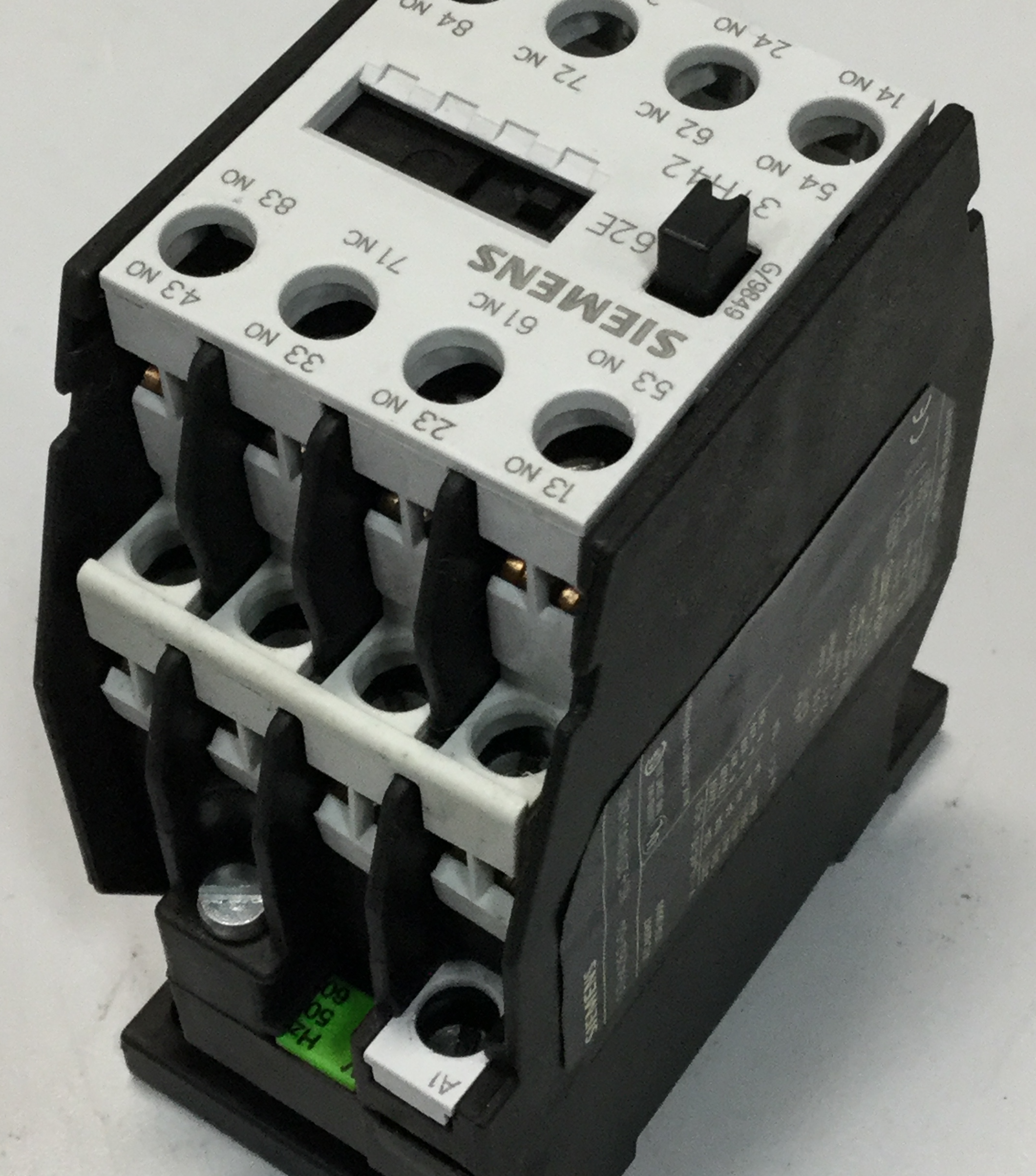 Used SIEMENS Contactor Relay 3TH4262-0A USED