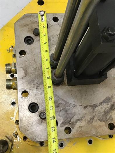 Used VICKERS Ejector Box TZXXEHXNXKAAD062 Used