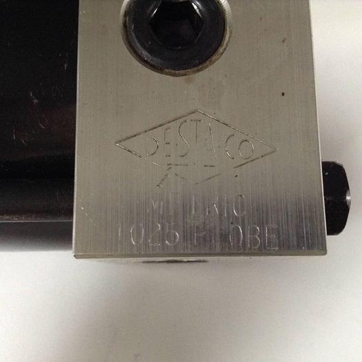 Used DESTACO Pneumatic Hold Down Clamp 99MAL-X27M-90-97-22-DS #90042