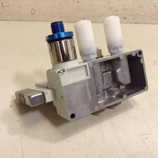Used SMC Solenoid Valve VQC2201N-51 #89120