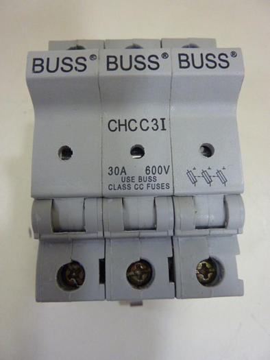 Used BUSSMANN 30 Amp Fuse Block CHCC3I #63636