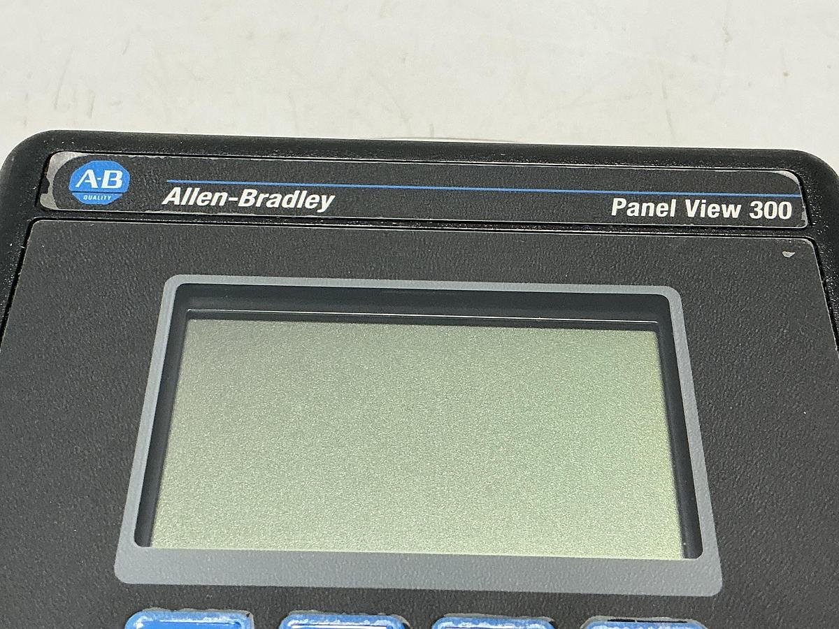 Used ALLEN BRADLEY 2711-K3A5L1