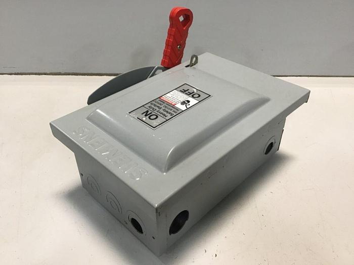 Used SIEMENS 30 Amp Safety Disconnect Switch HNF361 VBII #130004