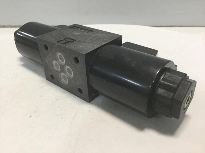 Used DAIKIN Solenoid Valve KS0-G02-8CP-30-C #105247