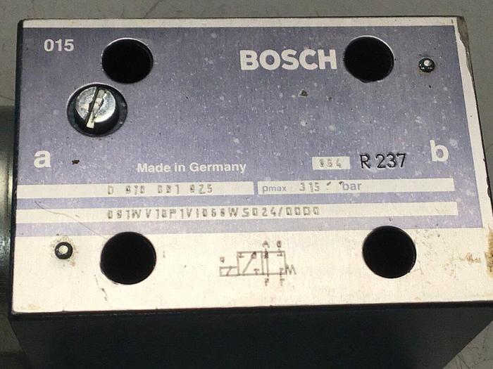 Used BOSCH Valve 0 810 001 025 081WV10P1V1058WS024/00D0 #137471