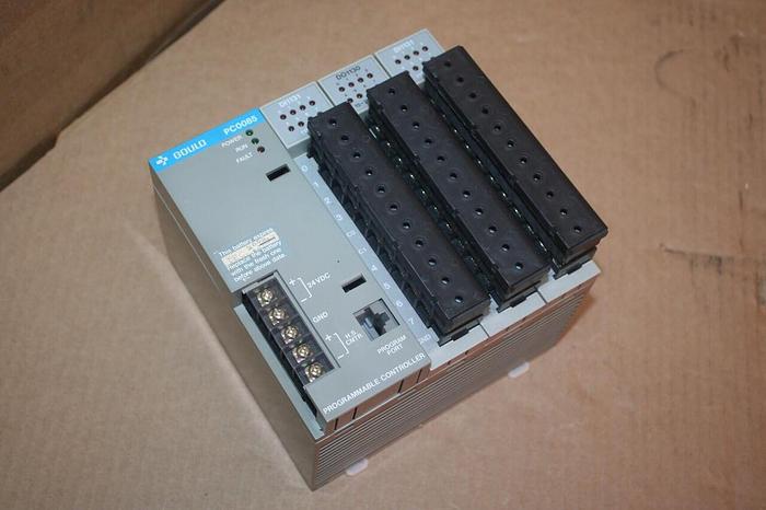 Used GOULD Programmable Controller PC-0085-103 #20993
