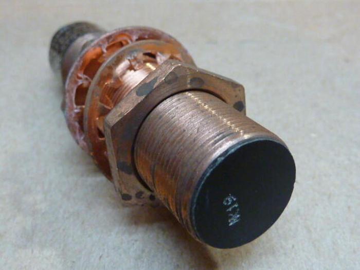 Used ALLEN BRADLEY Proximity Switch 871ZC-BW5N18-R3 SER A #29776