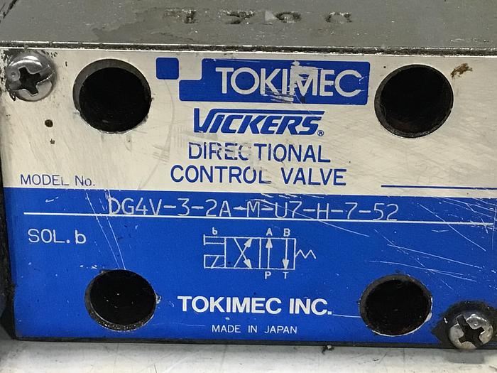 Used VICKERS DG4V-3-2A-M-U7-H-7-52