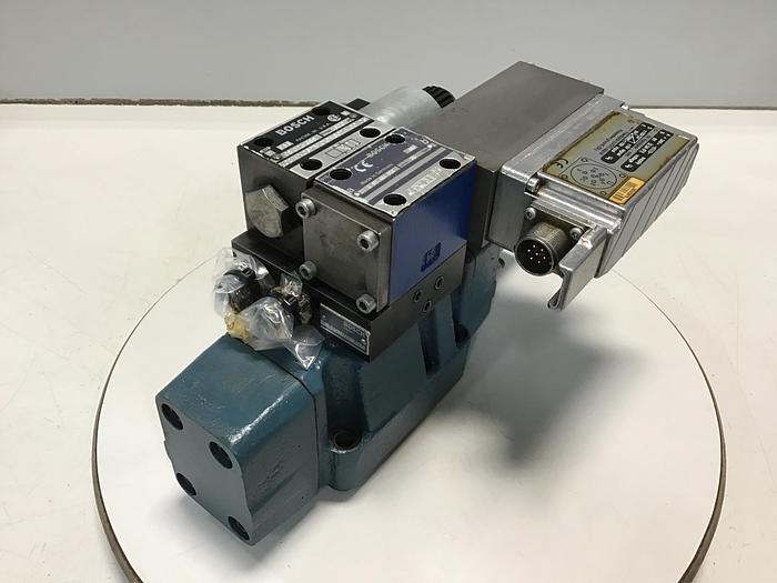 Used BOSCH Proportional  Servo Valve 0 811 404 304 Used #145593