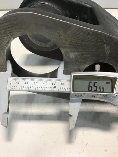 Used HUSKY Tie Bar Lock Link Mount Bracket 244693 #129996