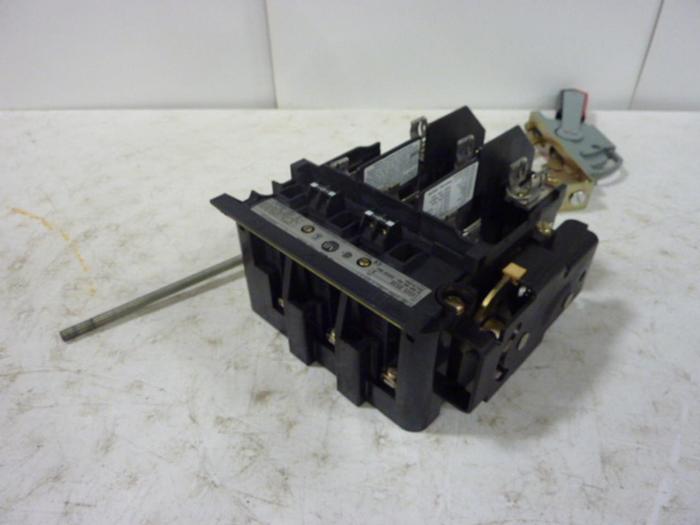 Used ALLEN BRADLEY 30 Amp Disconnect Switch 1494V-DS30 SER A #57432
