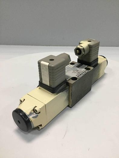 Used REXROTH Valve 4WE6E51AG24N9K4V #96959