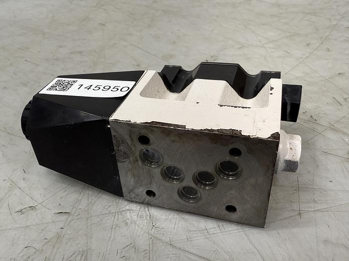 Used TOKIMEC DG4VS-5-0A-M-P7L-H-7-40-JA5