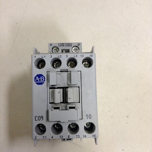 Used ALLEN BRADLEY Contactor 100-C09.10 SER A #82530