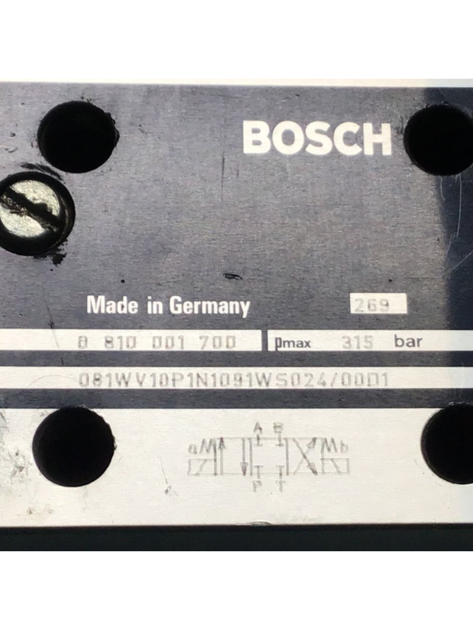 Used BOSCH Valve 0 810 001 700 Used
