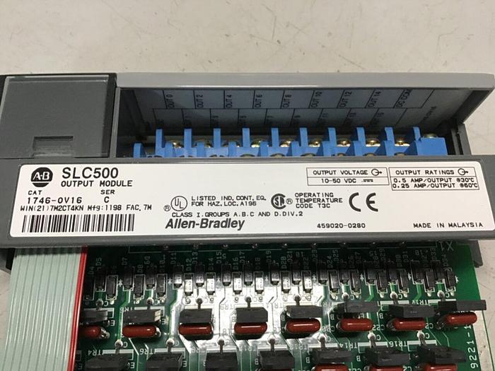Used ALLEN BRADLEY Output Module 1746-OV16 SER C #118328