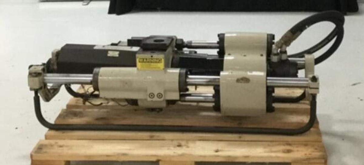 Used CINCINNATI MILACRON 1.08 Oz Injection Unit VS33-1.08 USED