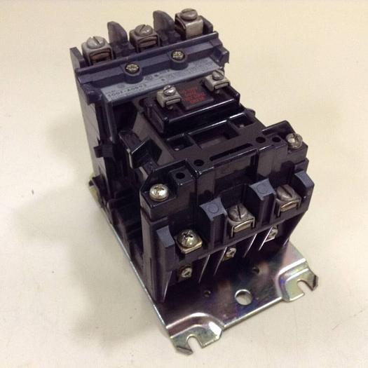 Used ALLEN BRADLEY Contactor 500F-AOD93 SER B #85157