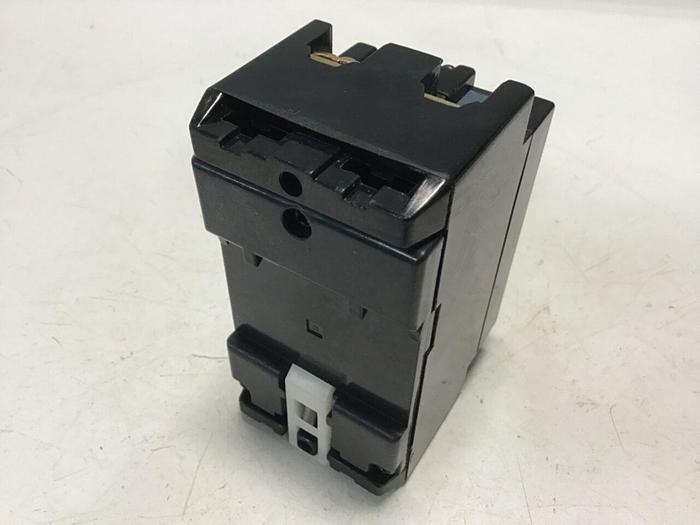 Used FUJI ELECTRIC 10 Amp Circuit Breaker EA32-10 #119804