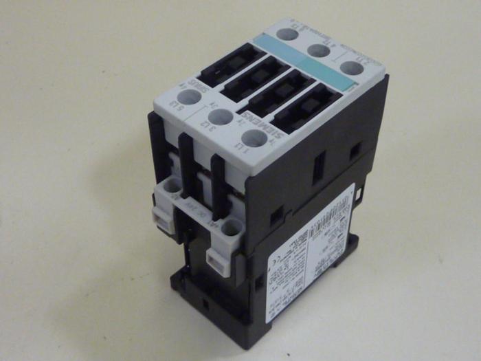 Used SIEMENS Contactor 3RT1024-1B 0 #76172