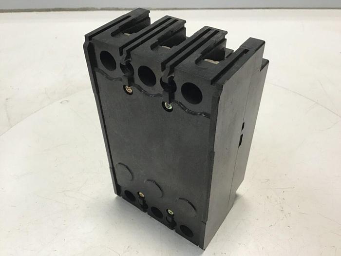 Used TOSHIBA 30 Amp Circuit Breaker S30B-3P-30A #119765