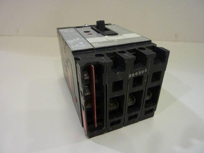 Used SIEMENS 2 Amp Circuit Breaker ED63A002 #42327