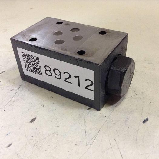 Used VICKERS Check Valve DGMDC 3 Y PK 41 #89212