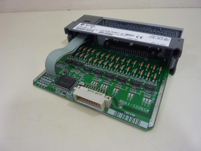 Used ALLEN BRADLEY Input Module 1746-IV32 SER D #48519