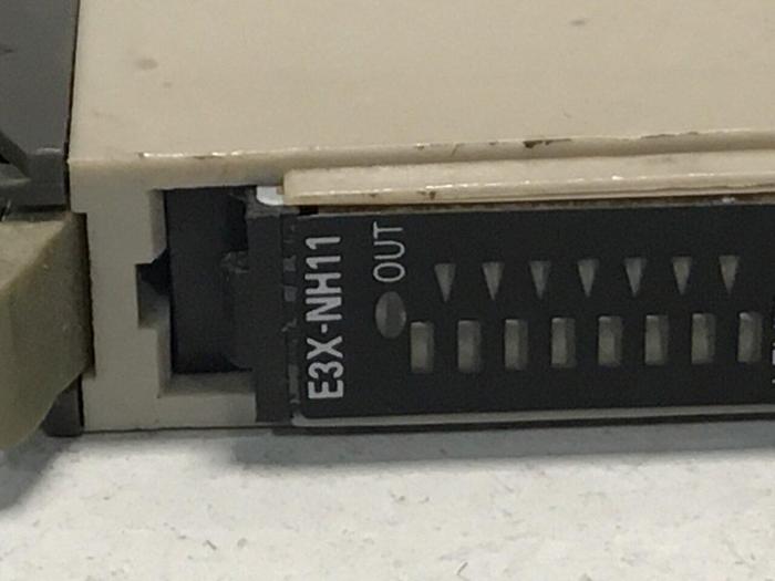 Used OMRON Photoelectric Sensor E3X-NH11 #128494