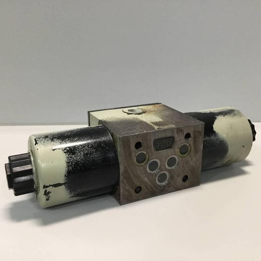 Used YUKEN Directional Control Valve DSWG-03-3C0-D24-1047 #91572
