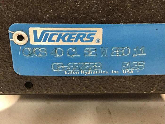 Used VICKERS Valve DG4V32ALMFWB660EN21 #138845