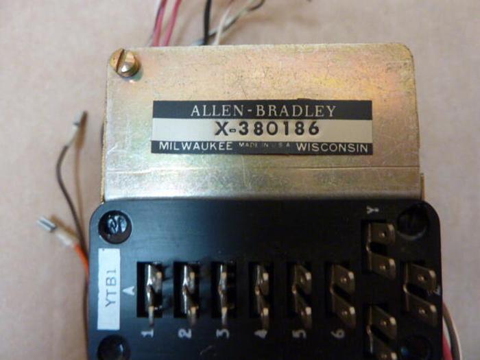 Used ALLEN BRADLEY Power Supply X-380186 #27738