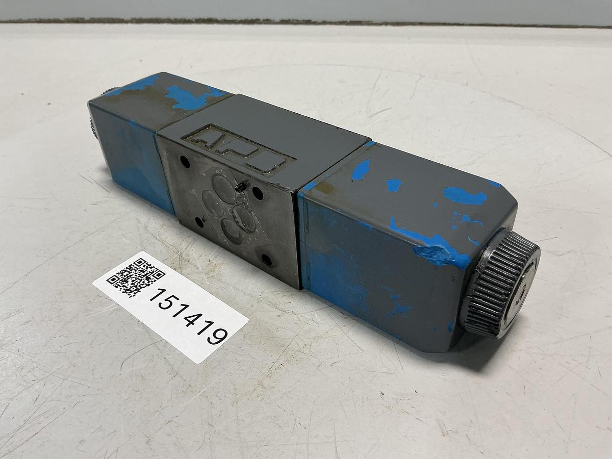 Used VICKERS DG4V-3-6C-M-U-HL7-60