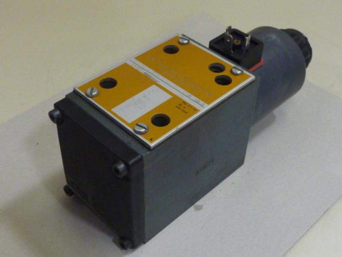 Used REXROTH Valve 54WE10E121A32/CG24N9K4 SO332 #63912