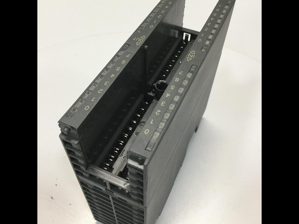 Used SIEMENS I/O Module 6ES7 323-1BL00-0AA0 USED