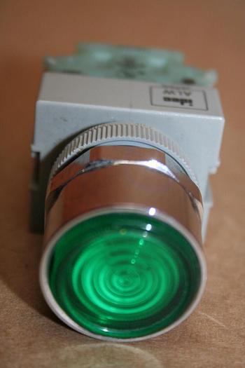 Used IDEC Push Button PB423 GREEN Used