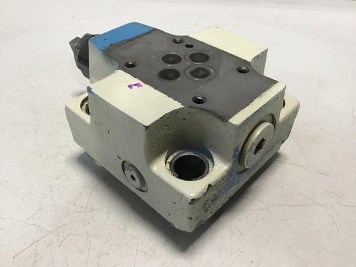 Used VICKERS Hydraulic Valve CVCS25C1S2W24510 #125203