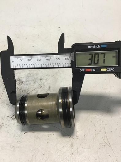 Used VICKERS Cartridge Valve Insert 25-D10-30 USed