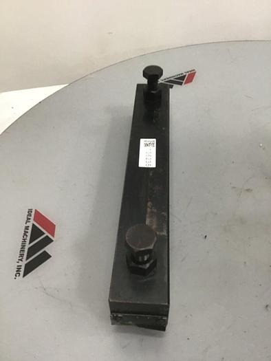 Used CINCINNATI MILACRON Platen Shoe 5042895 Used