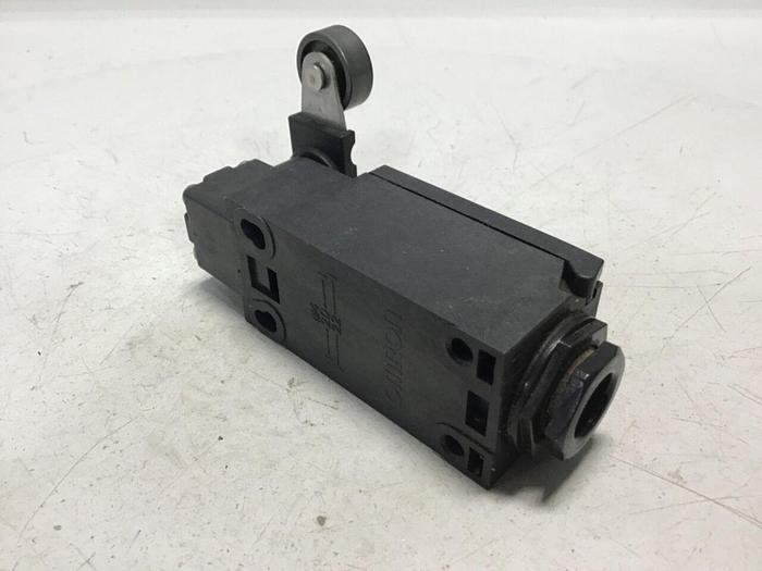 Used OMRON Limit Switch D4N-1122 #121657