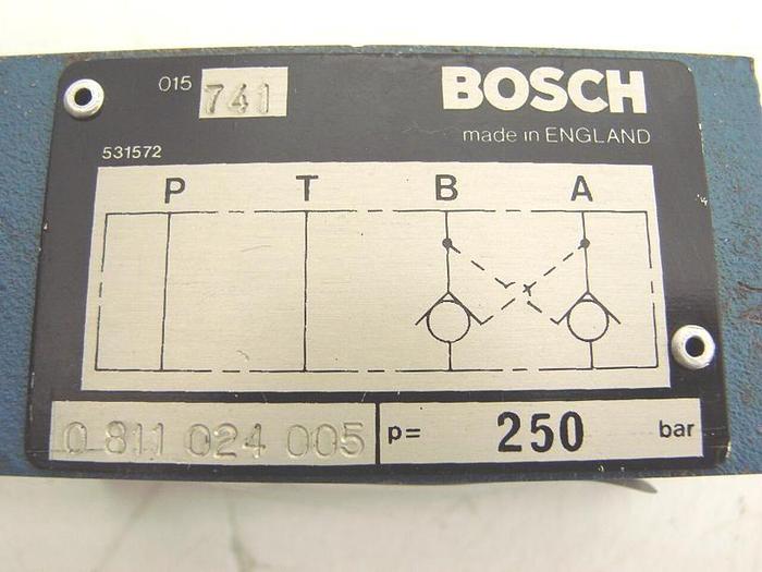 Used BOSCH Valve 0 811 024 005 #12440